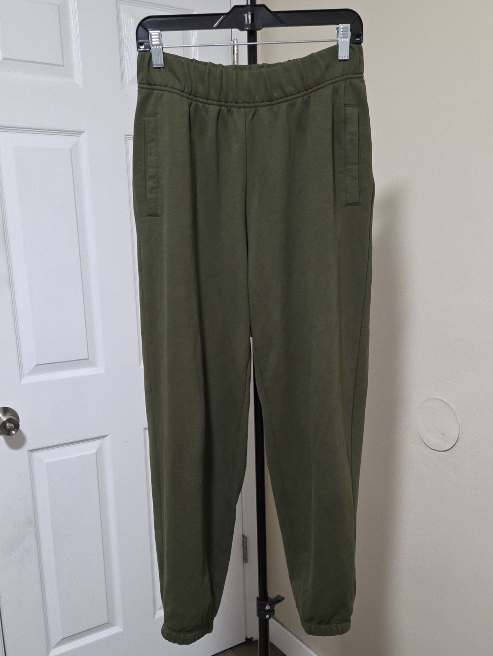 aerie Olive Green Women's Sweat Joggers
